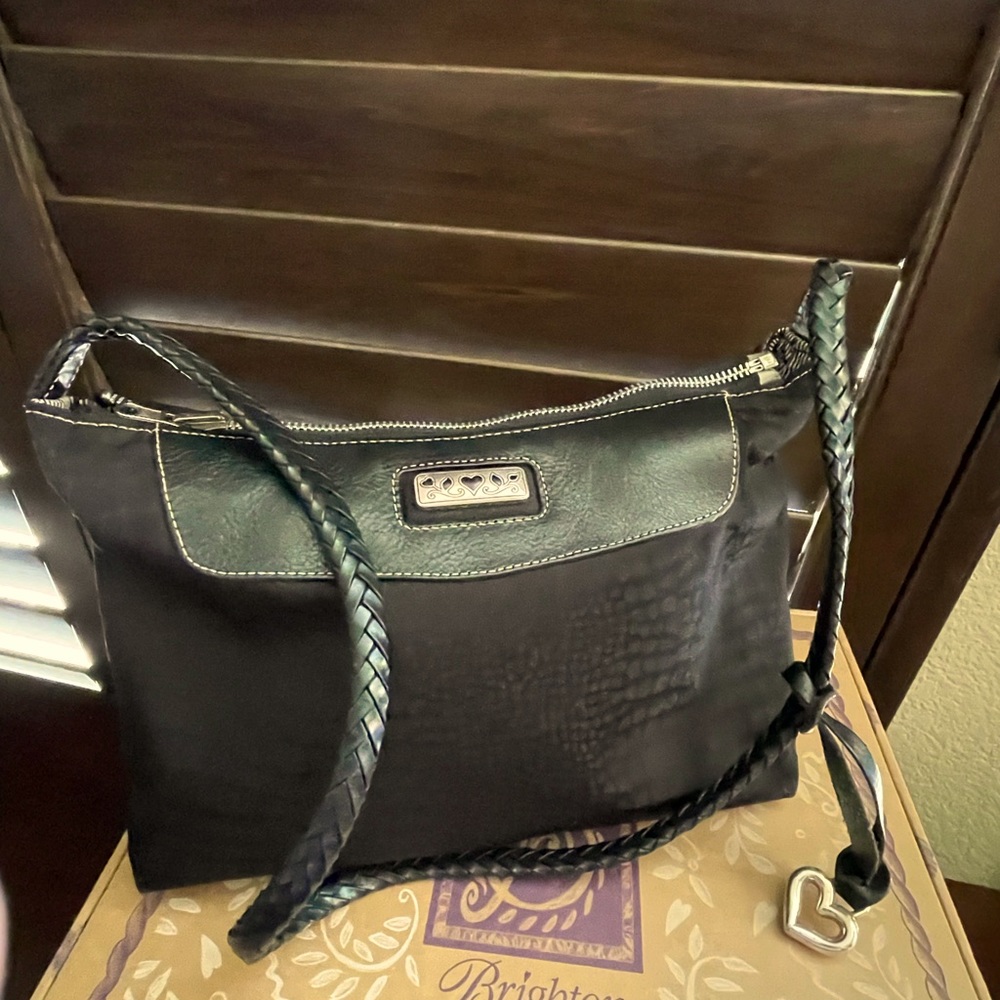 Brighton black/brown nylon shoulder purse.